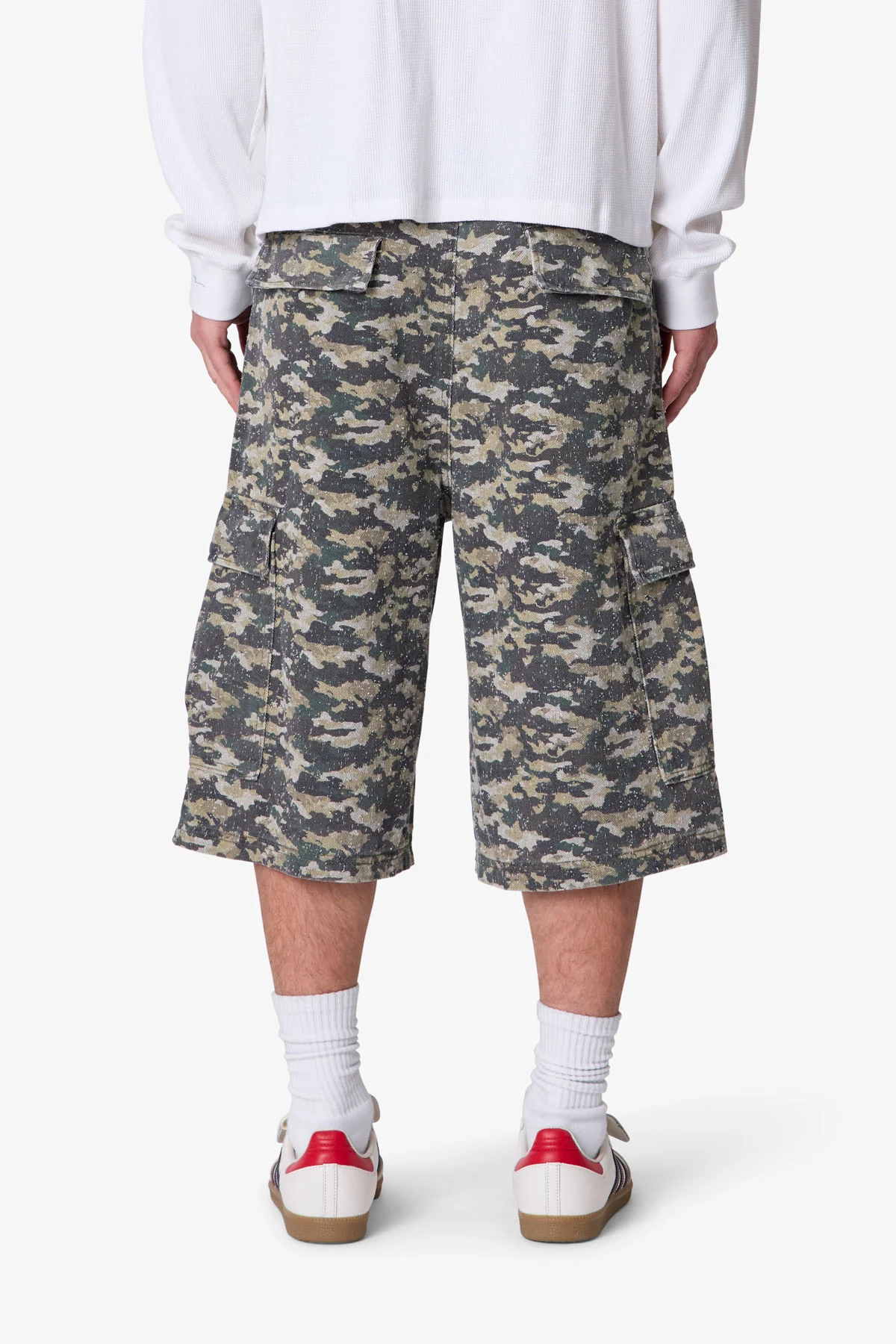 Distressed Ultra Baggy Cargo Shorts - Camo - Image 5