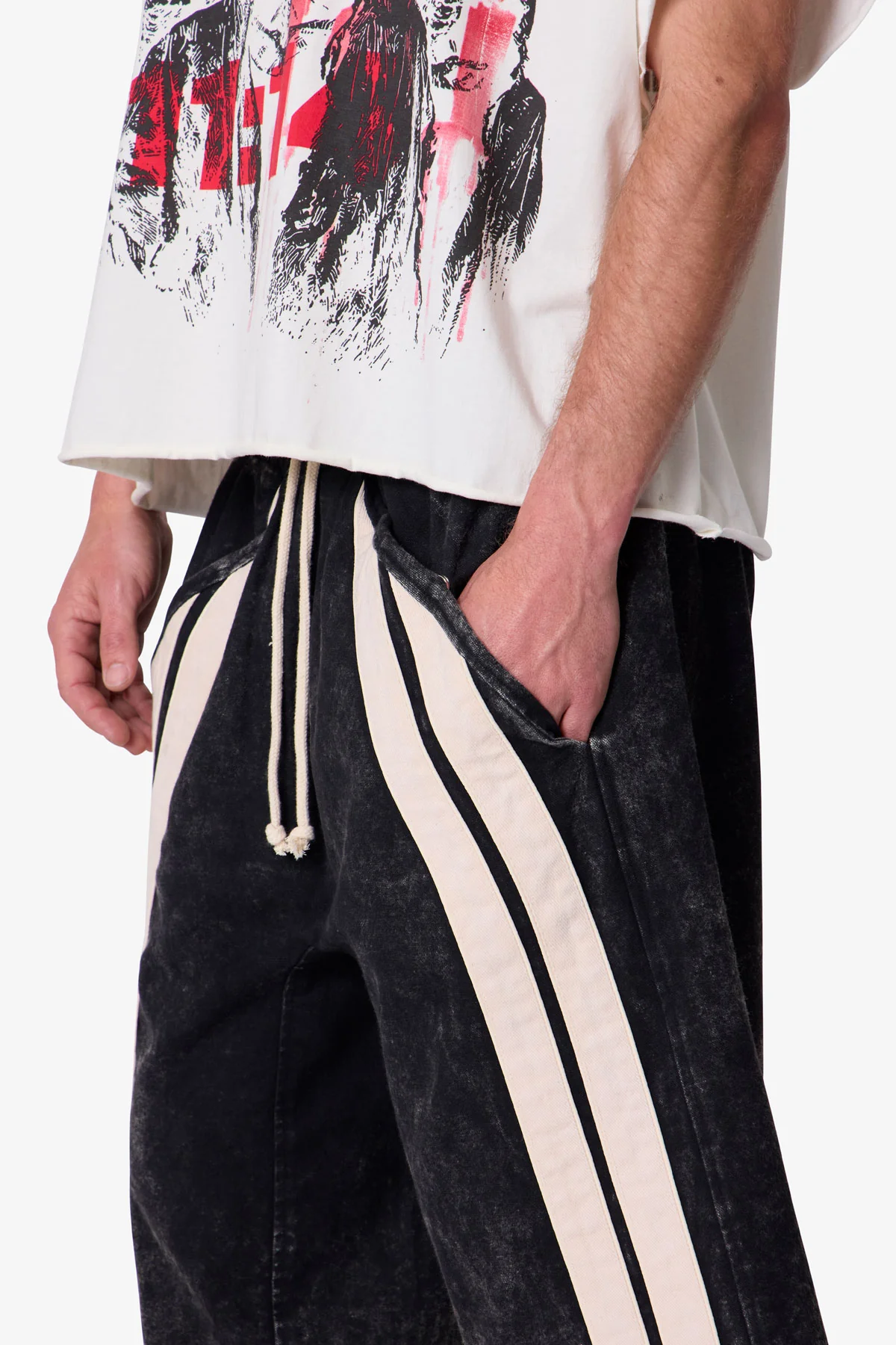Ultra Baggy Stripe Twill Shorts - Washed Black - Image 6