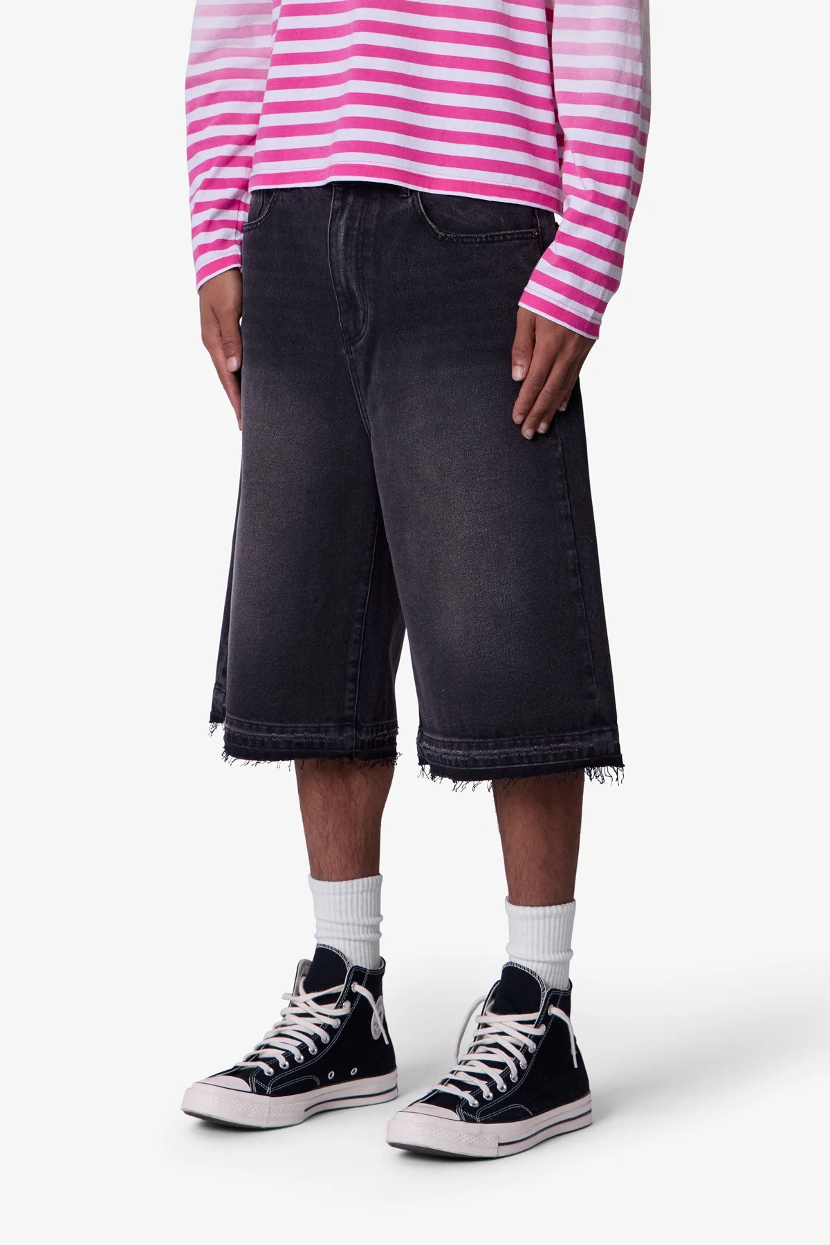 Ultra Baggy Raw Hem Denim Shorts - Washed Black - Image 3