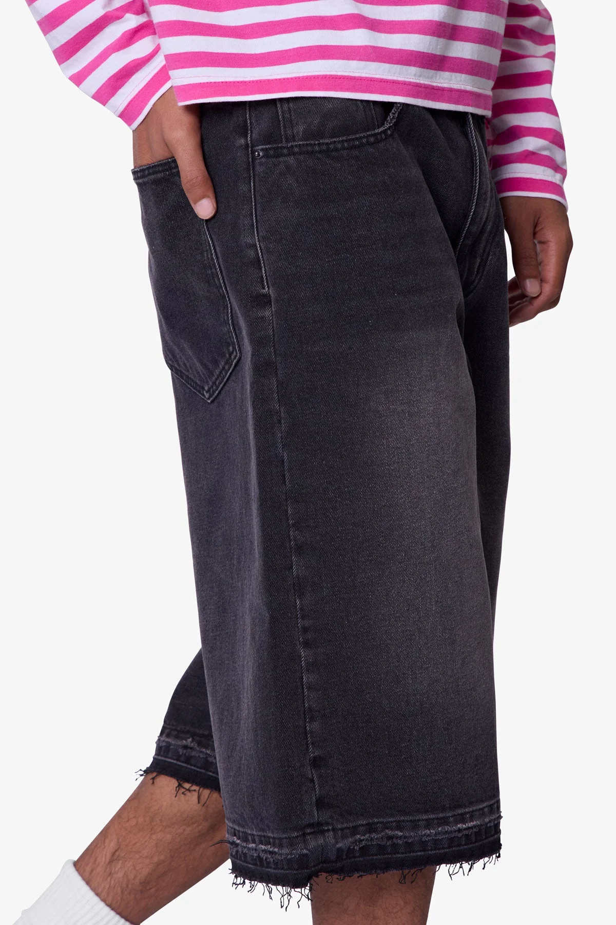 Ultra Baggy Raw Hem Denim Shorts - Washed Black - Image 9